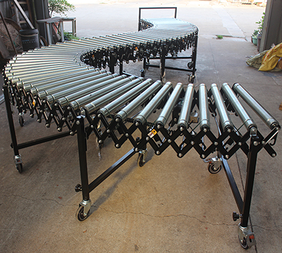 ROLLER CONVEYOR1.jpg
